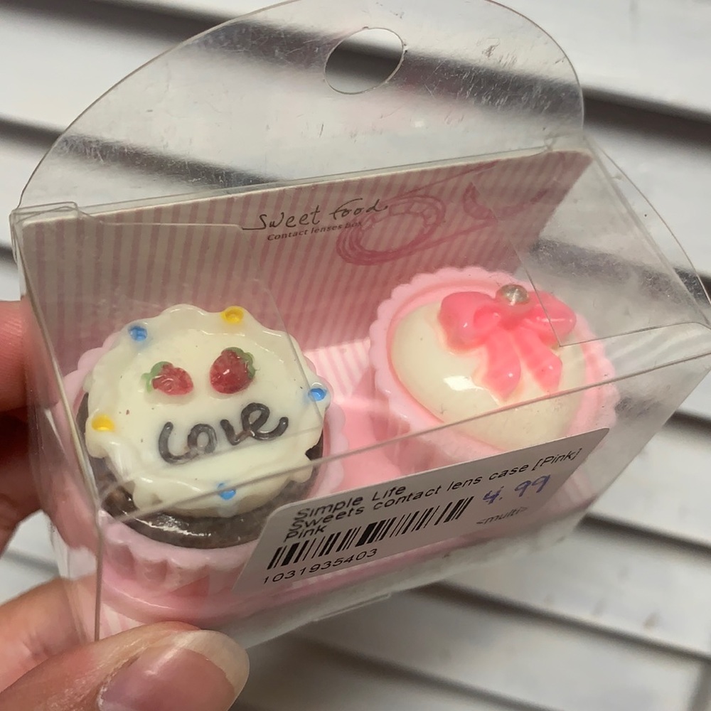 Cupcake Contact Case